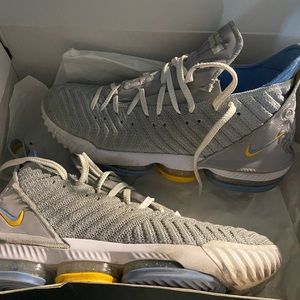 Lebron XVI